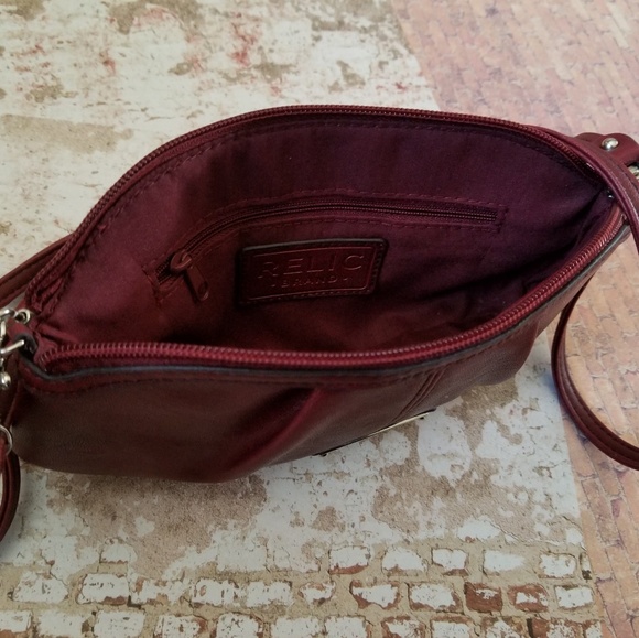 Relic Crossbidy Clutch - Picture 4 of 7